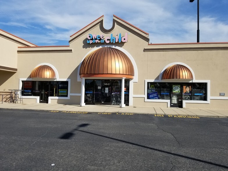 More Photos Of 349 Copperfield Blvd, Concord Unknown For Lease