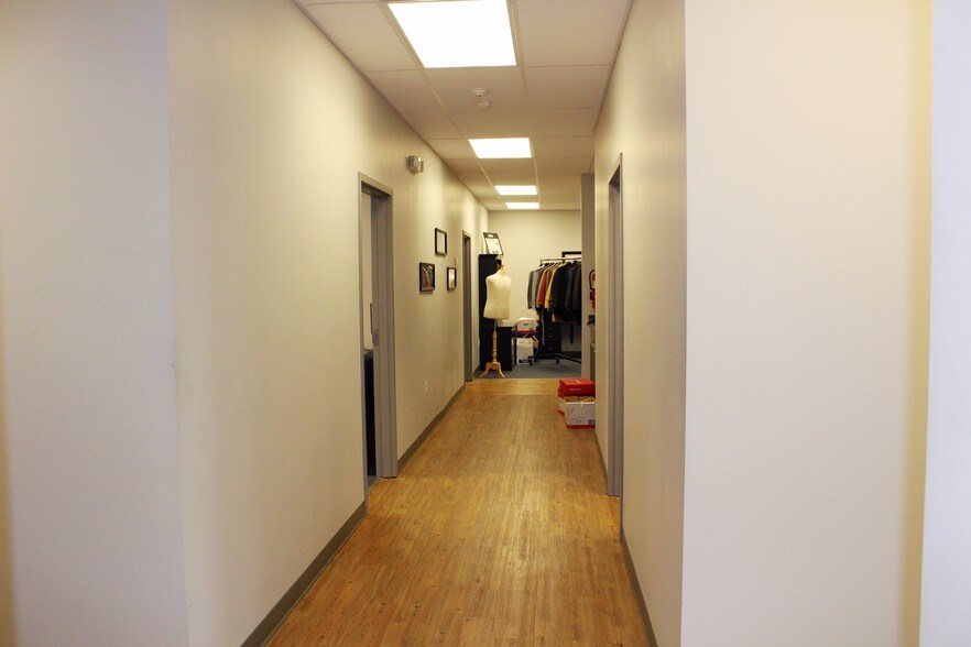 More Photos Of 193 Business Park Dr, Ridgeland Flex For Lease