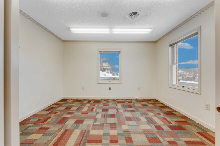 More Photos Of 12256 Veterans Memorial Hwy, Reedsville Bank For Lease