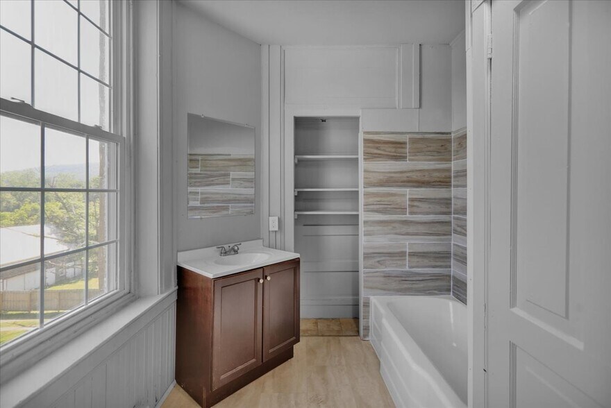 More Photos Of 2693 W Philadelphia Ave, Oley Multifamily For Sale