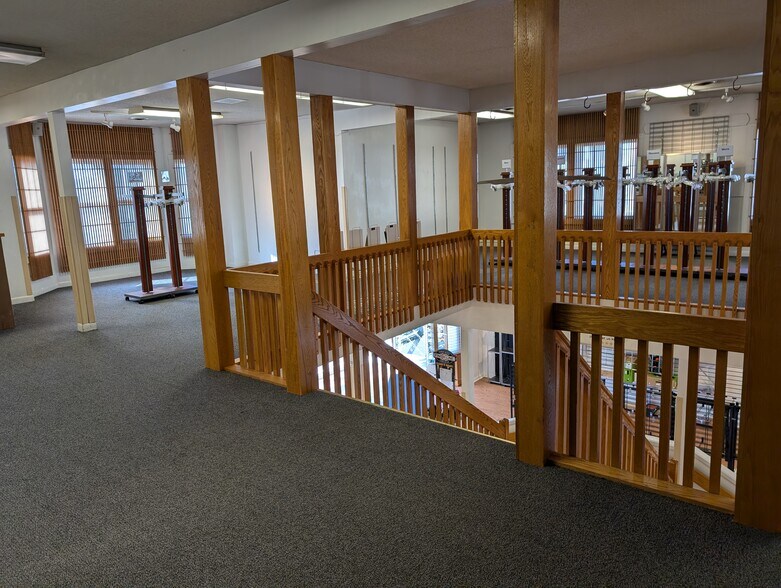 More Photos Of 55 W Housatonic St, Pittsfield Storefront Retail Office For Sale