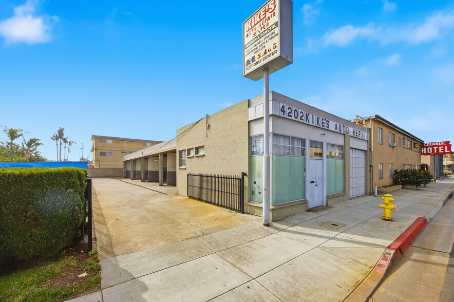 More Photos Of 4202 W El Segundo Blvd, Hawthorne Auto Repair For Sale