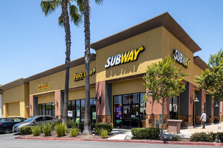 Primary Photo Of 5885-5895 Lincoln Ave Park, Buena Park General Retail For Lease