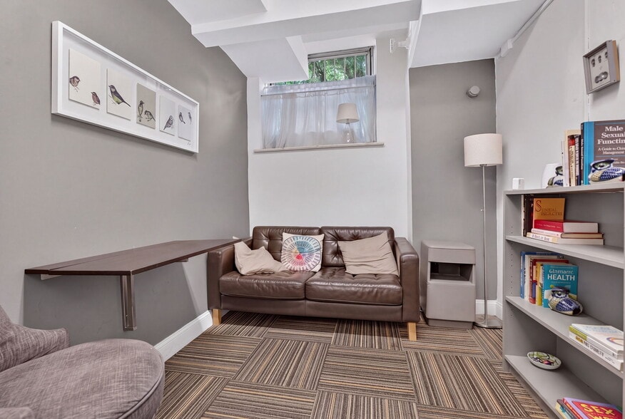 More Photos Of 60 Plaza St E, Brooklyn Apartments For Sale