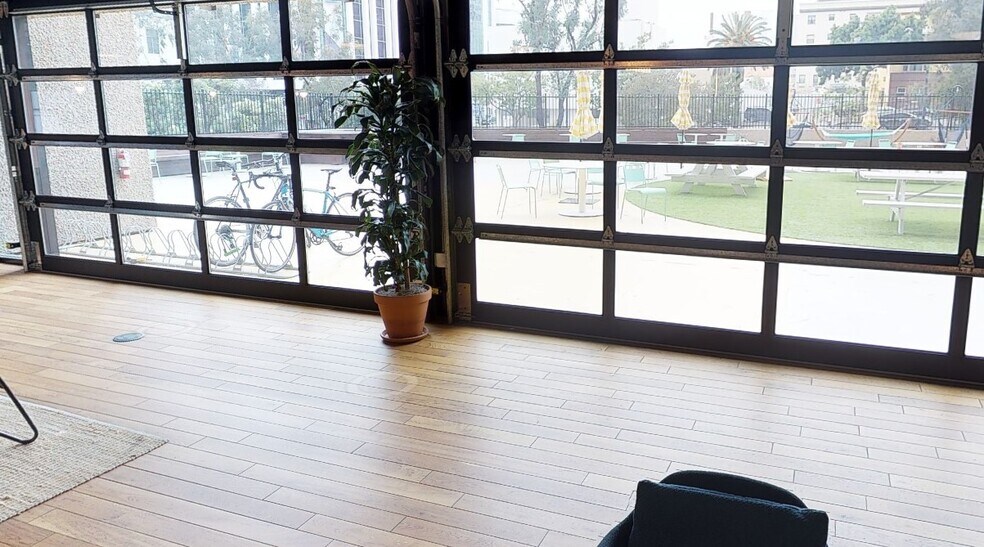 More Photos Of 600 B St, San Diego Coworking Space