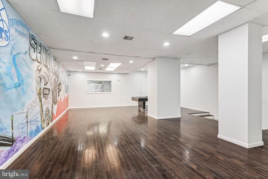 More Photos Of 813-817 N 5th St, Philadelphia Apartments For Lease