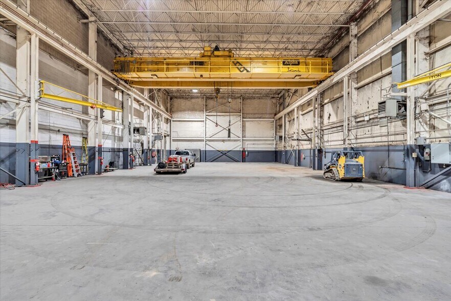 More Photos Of 650 Frith Dr, Ridgeway Manufacturing For Lease