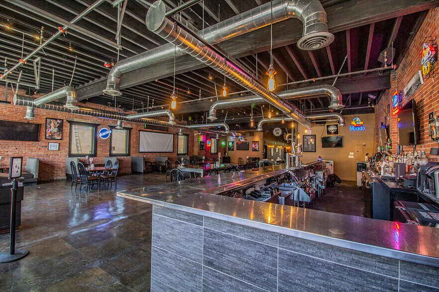 More Photos Of 231 E Main St, Trinidad Bar For Sale