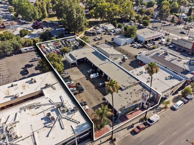 Primary Photo Of 17630 Sherman Way, Van Nuys Auto Repair For Sale
