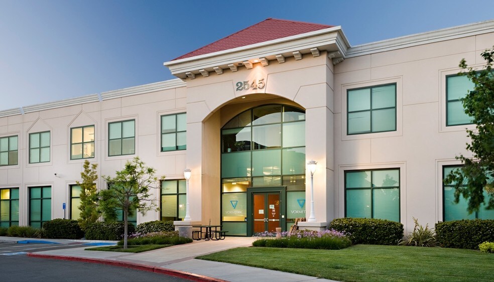 More Photos Of 2545 N 1st St, San Jose Office For Lease