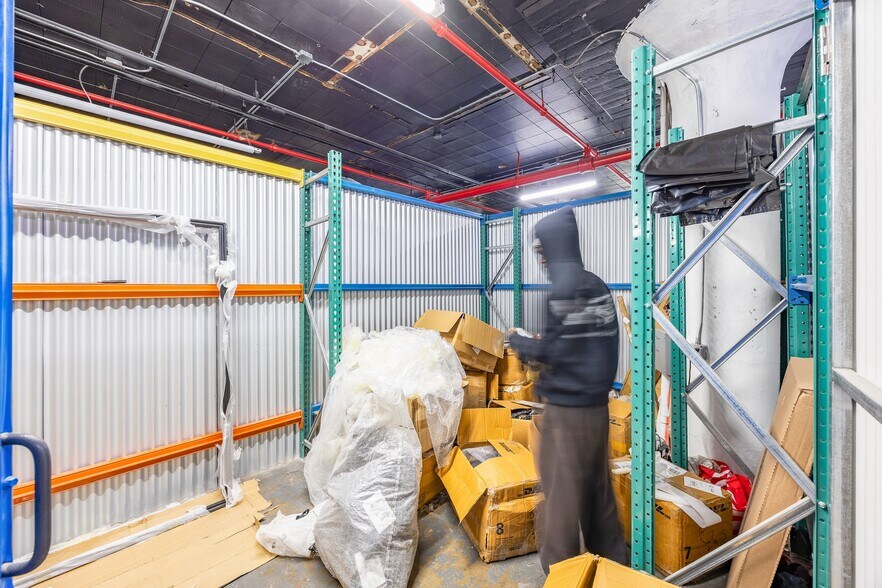 More Photos Of 184-10-184-60 Jamaica Ave, Jamaica Manufacturing For Lease