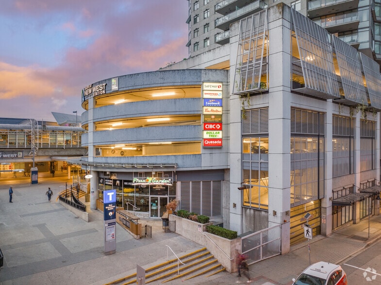 More Photos Of 800 Carnarvon St, New Westminster Unknown For Lease