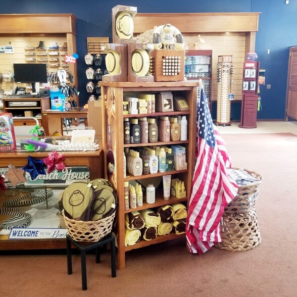 More Photos Of 900-908 Bay Ave, Ocean City Storefront Retail Office For Sale