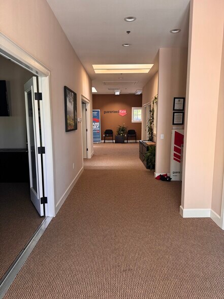 More Photos Of 561 C, Sonoma Loft Creative Space For Lease