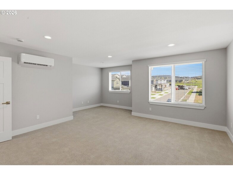 More Photos Of 4011 SW Royal Ave, Gresham Specialty For Sale