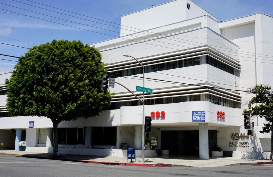 More Photos Of 292 S La Cienega Blvd, Beverly Hills Office For Lease