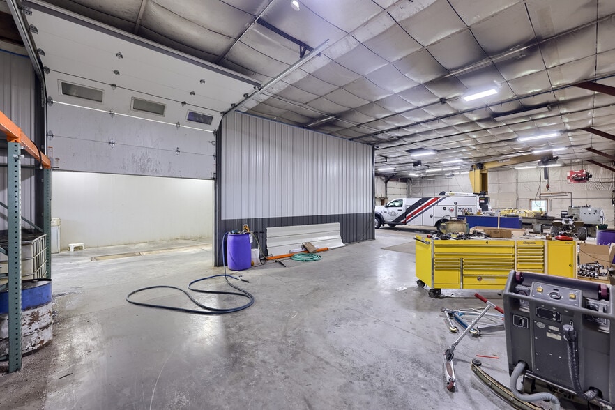 More Photos Of 608 Fairview Rd, Manheim Specialty For Lease