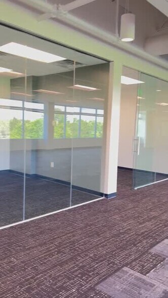 More Photos Of 2915 Premiere Pky, Duluth Office For Lease