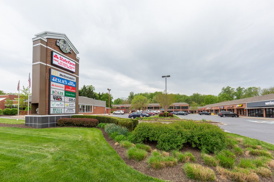 More Photos Of 1450-1460 Ritchie Hwy, Arnold Unknown For Lease