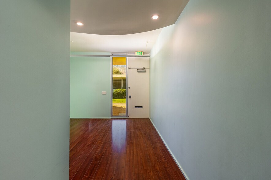More Photos Of 189-193 S Civic Dr, Palm Springs Medical For Sale