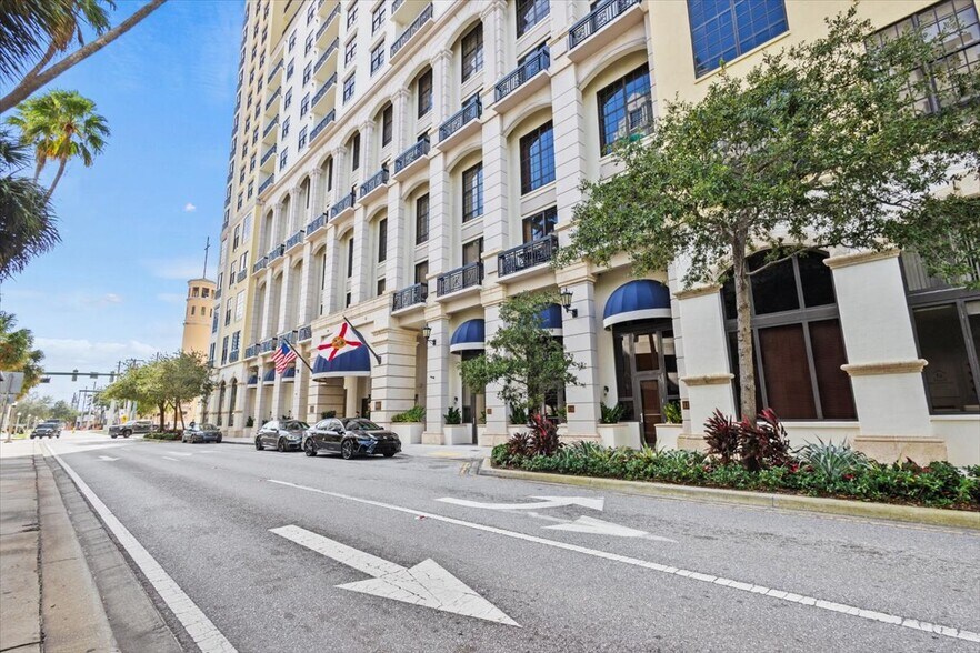 More Photos Of 801 S Olive Ave, West Palm Beach Apartments For Lease