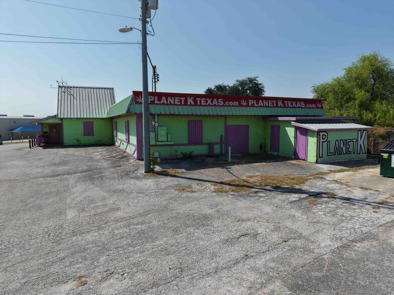 More Photos Of 2501 Pat Booker Rd, Universal City Restaurant For Sale