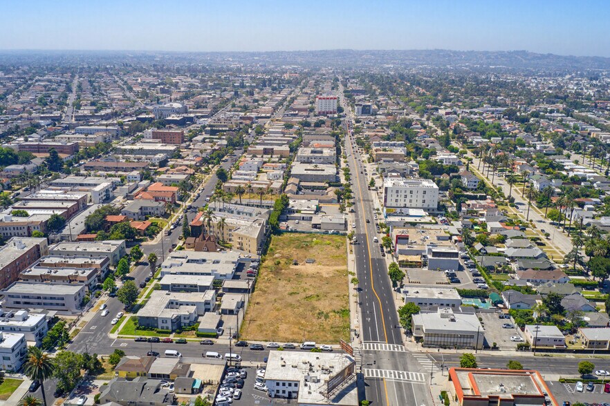 More Photos Of 1102-1124 Crenshaw Blvd, Los Angeles Land For Lease