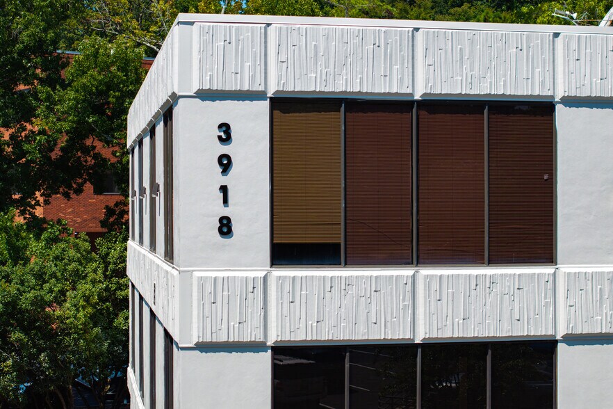 More Photos Of 3918 Montclair Rd, Birmingham Office For Sale