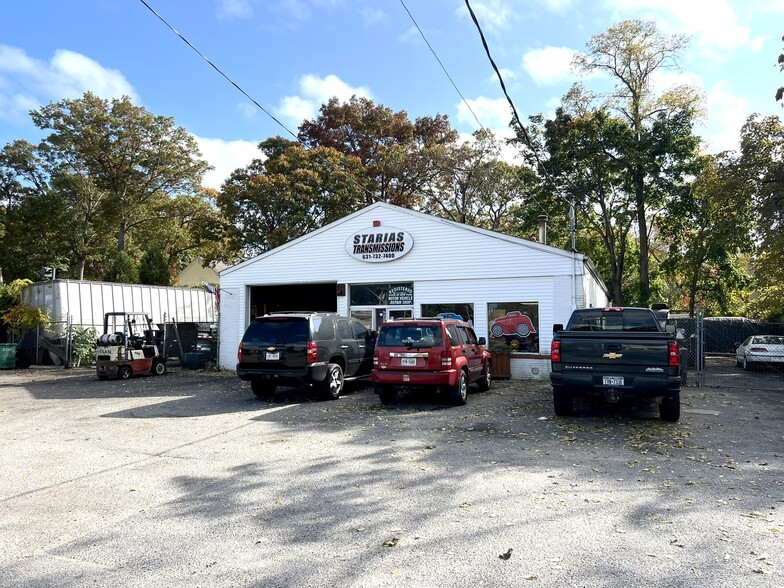 Primary Photo Of 1400 Middle Country Rd, Centereach Industrial For Sale