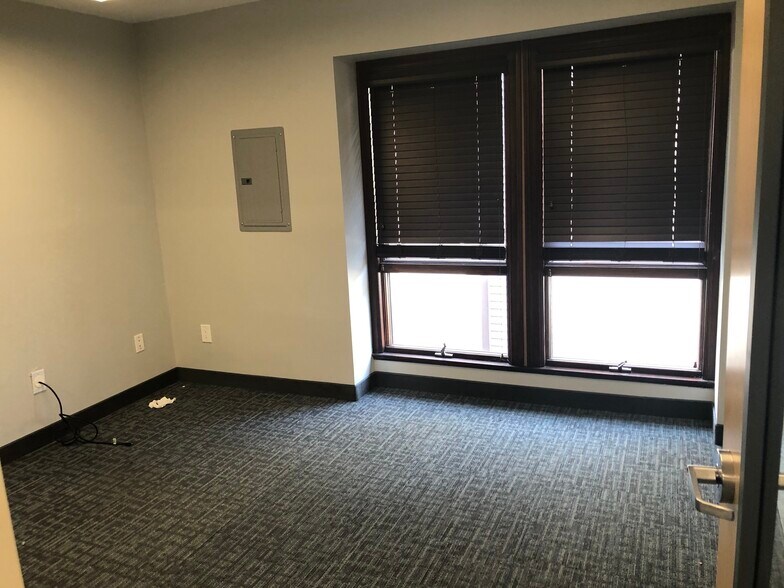 More Photos Of 150 River Rd, Montville Office For Sale