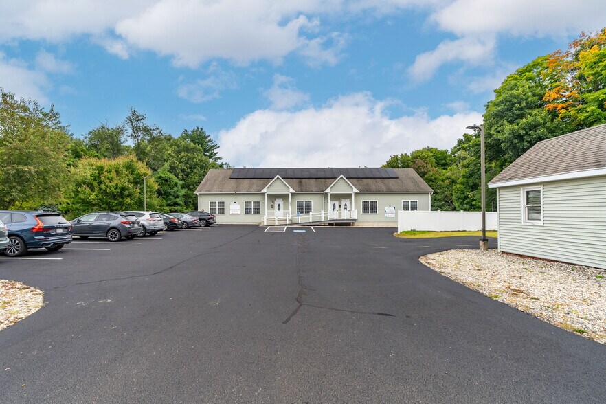 More Photos Of 442 State St, Belchertown Office Residential For Sale