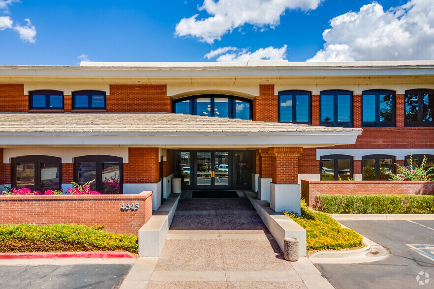 More Photos Of 4645-4647 N 32nd St, Phoenix Office For Sale