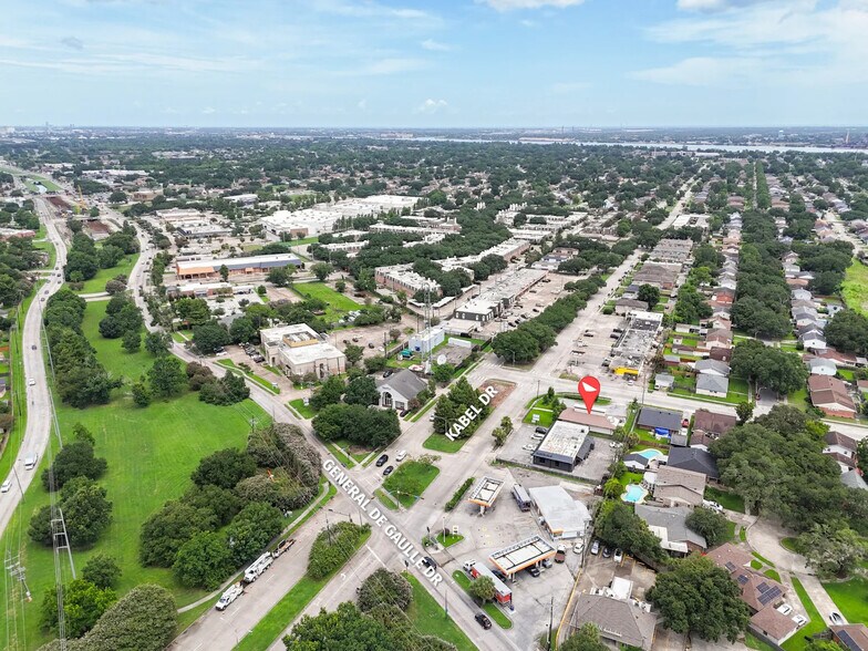 More Photos Of 3500 Kabel Dr, New Orleans Medical For Sale