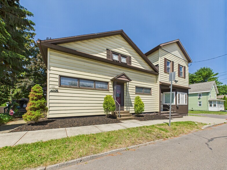 Primary Photo Of , Auburn Unknown For Sale