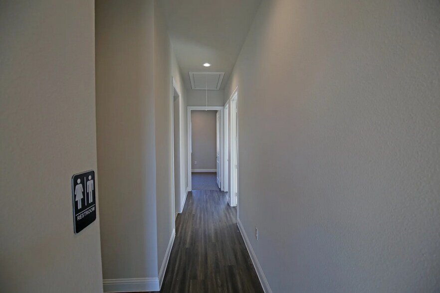 More Photos Of 2601 Little Elm Pky, Little Elm Medical For Sale