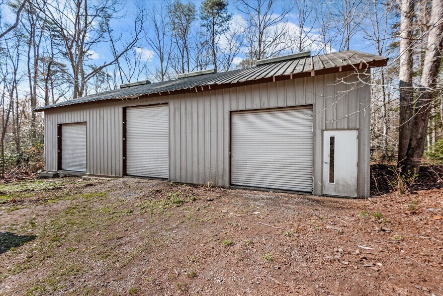 More Photos Of 7621 River Rd, Fredericksburg Specialty For Sale