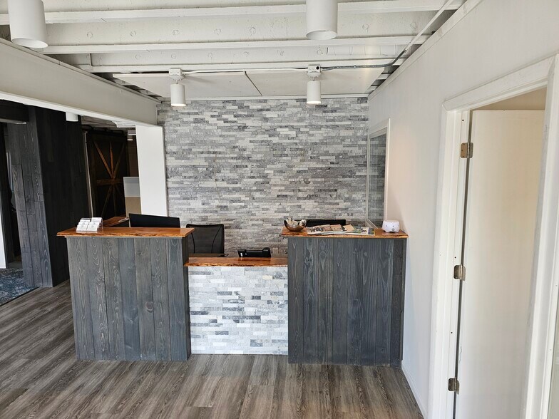 More Photos Of 1600 N High Point Rd, Middleton Office For Sale