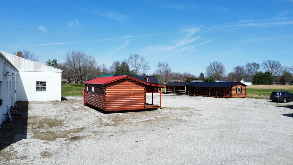 More Photos Of 677 S Cardinal Ln, Scottsburg Industrial For Sale