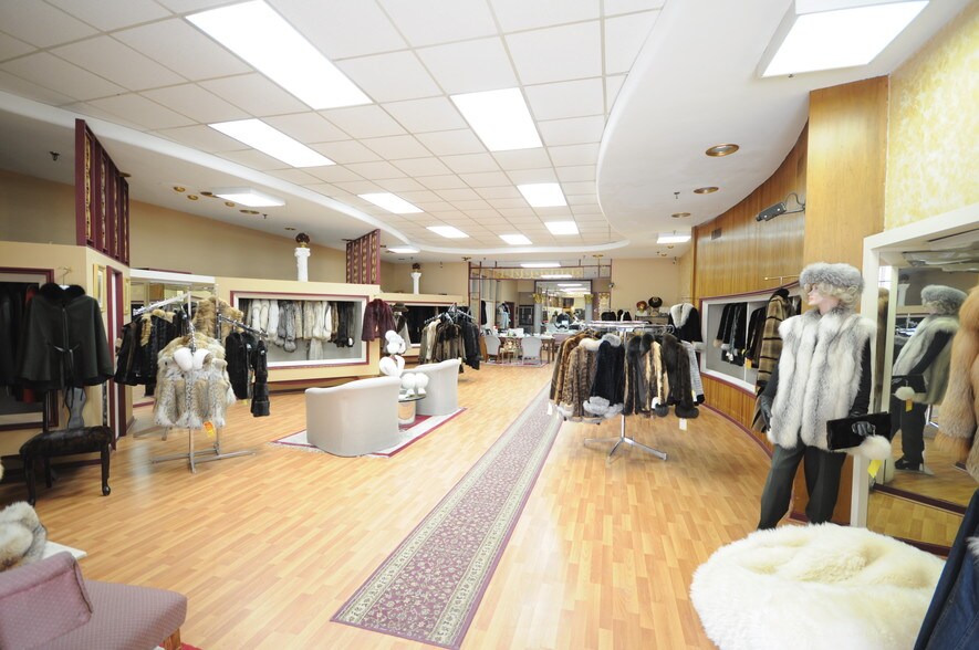 More Photos Of 117 W Main St, New Britain Storefront For Lease