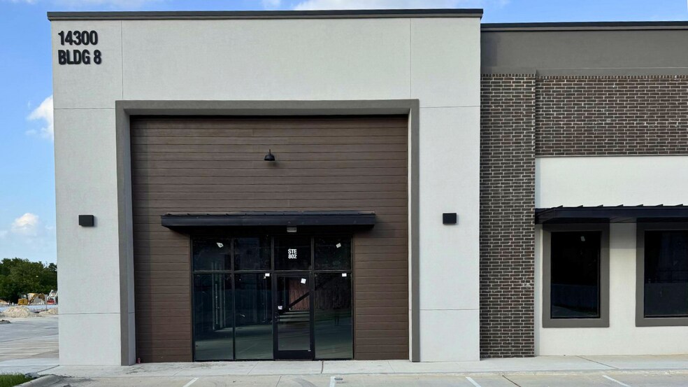 More Photos Of 14300 Ronald Reagan Blvd, Cedar Park Unknown For Lease