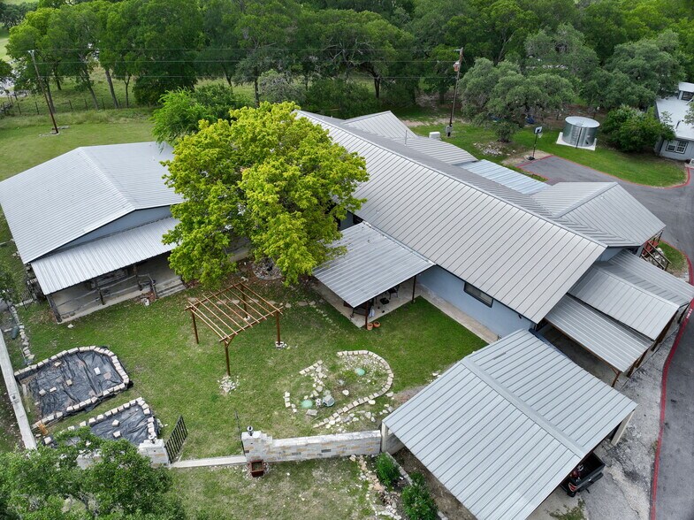 Primary Photo Of 319 Los Indios Ranch Rd, Boerne Specialty For Sale