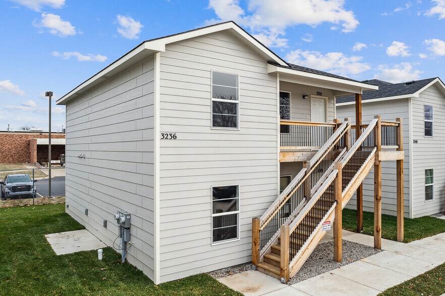 More Photos Of 3212-3244 S. Victoria St, Wichita Apartments For Sale