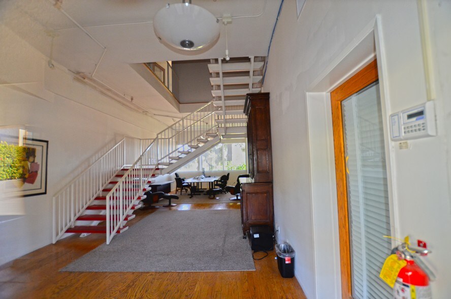 More Photos Of 100 Border Ave, Solana Beach Office For Sale