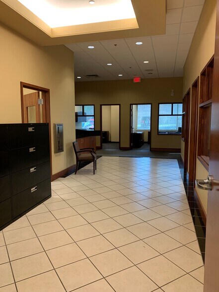 More Photos Of 4100 Corporate Center Dr, Springdale Office For Lease
