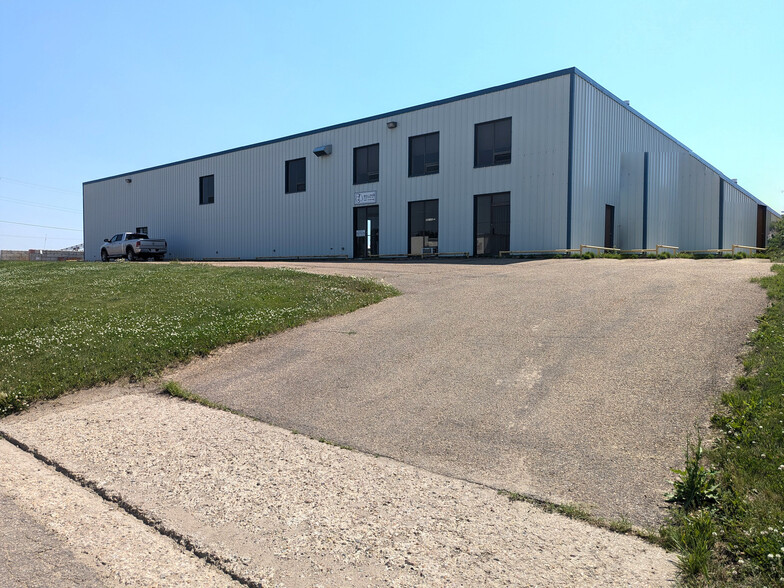 Primary Photo Of 4401 61st Ave, Leduc Manufacturing For Sale