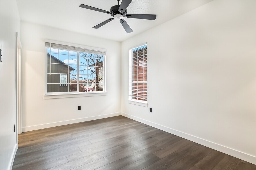 More Photos Of 1441-1461 NW 4th St, Redmond Apartments For Sale
