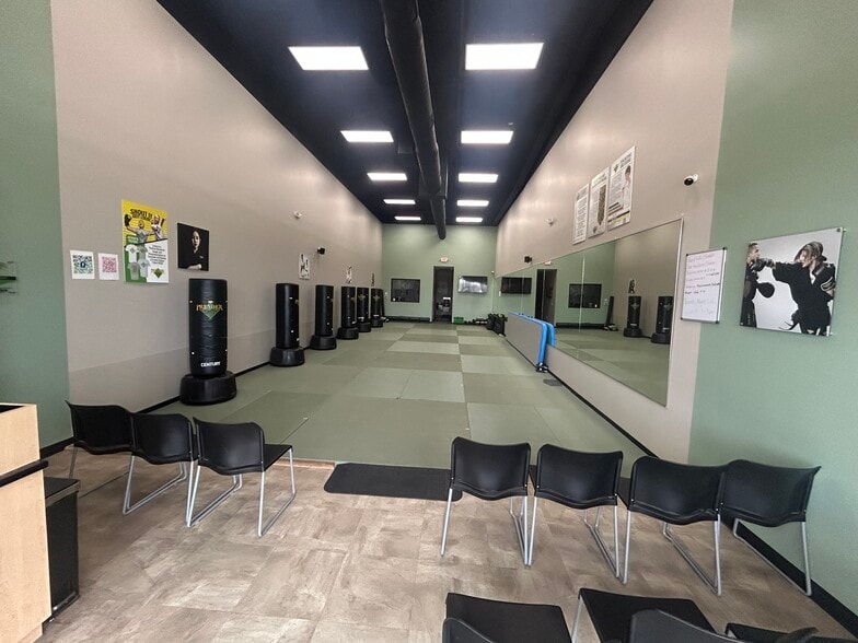 Primary Photo Of 8035 Highway 6, Missouri City Storefront Retail Office For Lease