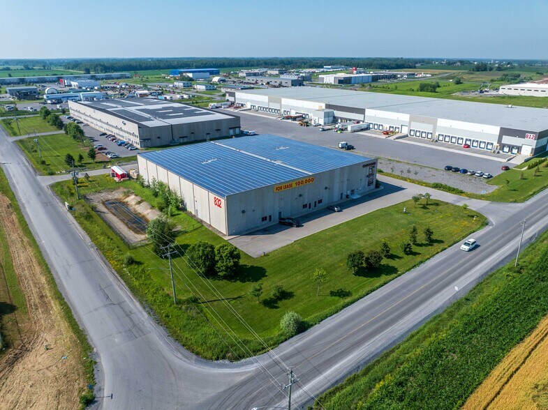 More Photos Of 832 Burton Rd, Ottawa Warehouse For Lease