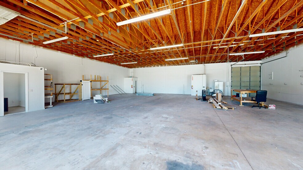 Primary Photo Of 3054-3076 SE Dominica Ter, Stuart Warehouse For Lease