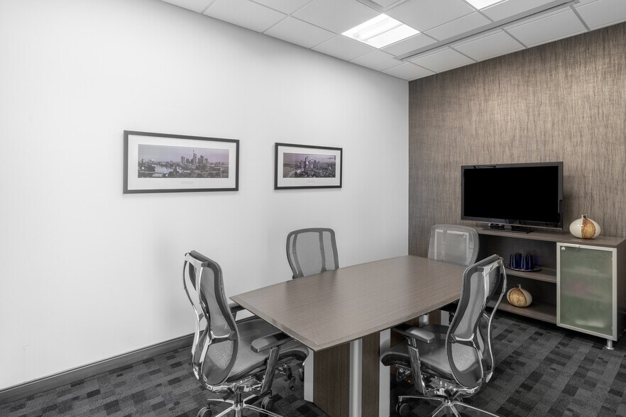 More Photos Of 6500 Rte Transcanadienne, Pointe-claire Coworking Space